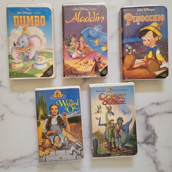 Disney VHS classic video tapes Wizard of Oz Dumbo Aladdin Quest for Camelot Pinn - Picture 1 of 10